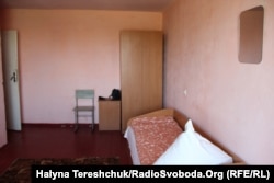 Кімната на 3 осіб у гуртожитку