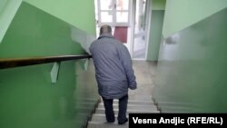 Penzionere niko ništa ne pita