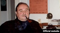 Scriitorul Milorad Pavić 