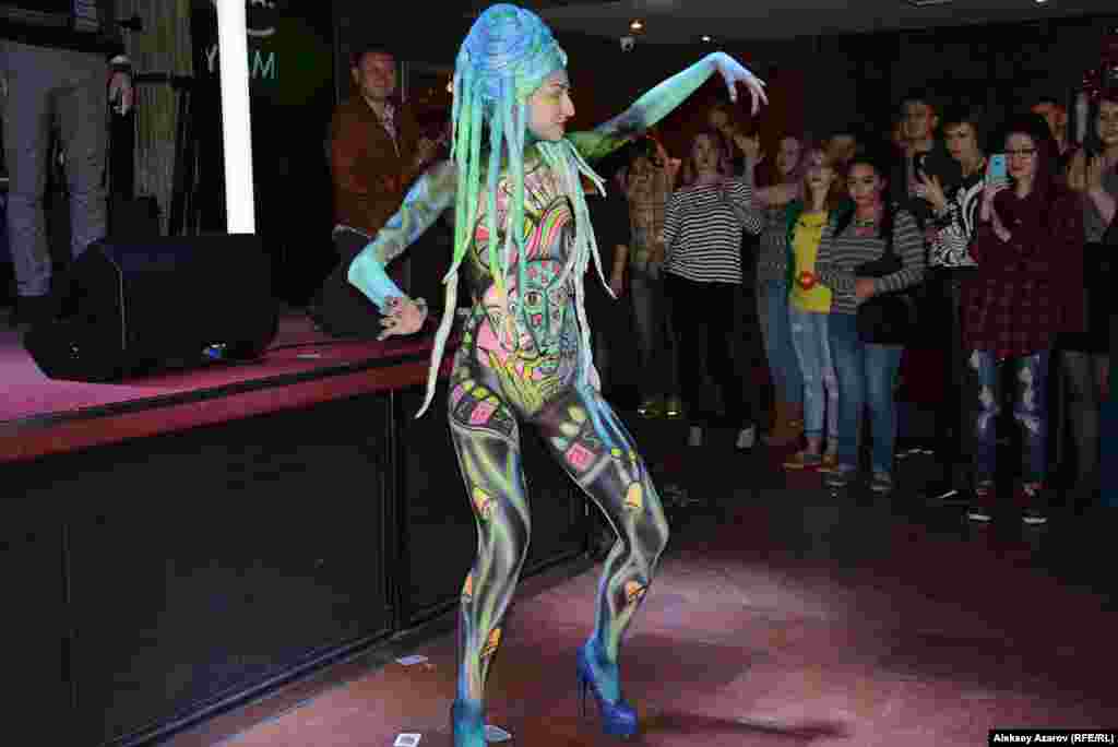 &nbsp;Модели демонстрировали хорошую пластику.