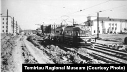 Пробный пробег первого трамвая в городе Темиртау. Сентябрь 1959 года.
