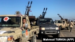 Snage lojalne Tripoliju, Libija