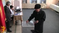 А.Атамбаев: Парламент иштесин