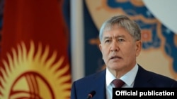 Алмазбек Атамбаев.