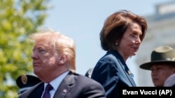 Президент США Дональд Трамп і спікерка палати представників Конгресу США Ненсі Пелосі, травень 2019 року