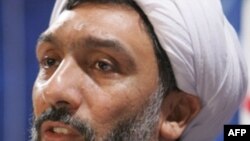 در حالی که چين در نشست هفته آينده گروه ۱+۵ برای بررسی تحريم های جدید علیه ايران شرکت می کند، مصطفی پور محمدی می گويد پکن در تحريم عليه ايران مشارکت نخواهد کرد.