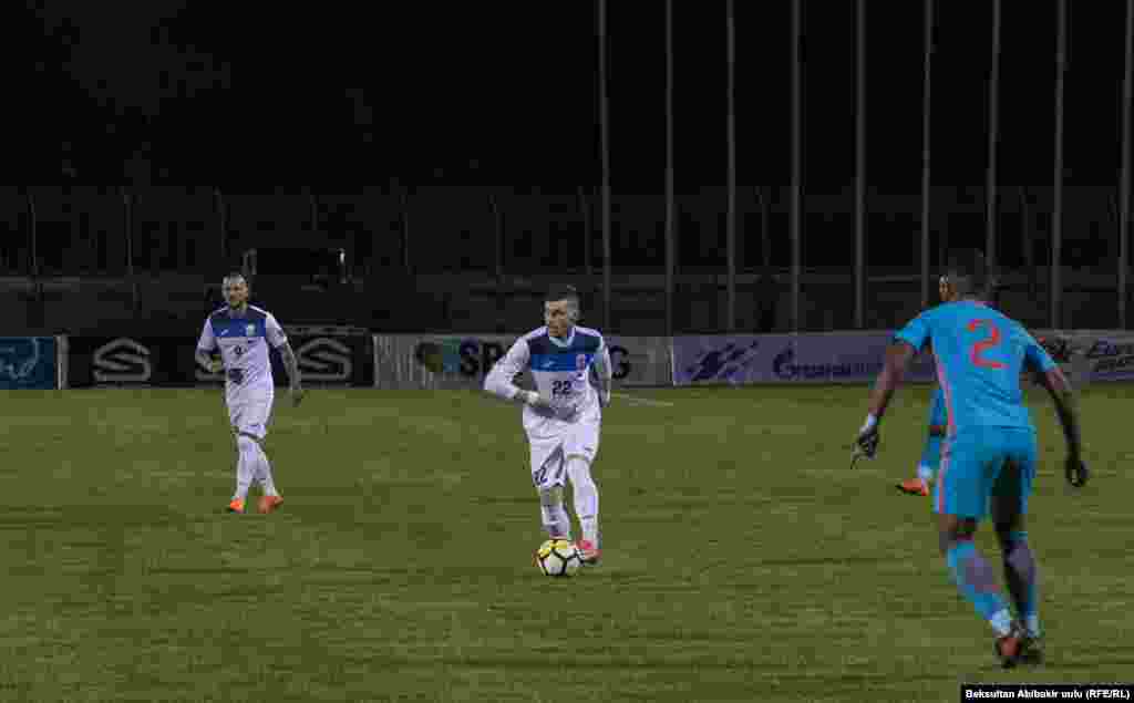 Кыргызстандан топторду Антон Землянухин (2-мүнөт) жана Мирлан Мурзаев (71-мүнөт) киргизди. &nbsp;