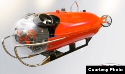 نمونه‌ای از «آر اُ وی» که ساخت ایتالیاست و «پلوتو پلاس آر اُ وی» نام دارد.