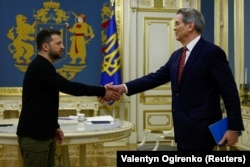 Фото із зустрічі Зеленського з Бессентом у Києві 12 лютого 2025 року