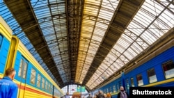 «Укрзалізниця» почала відкривати продаж квитків на поїзди, що відправляються після 20 грудня