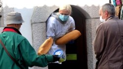 'Porez razlog zašto se finansijski više isplati hranu baciti nego donirati'
