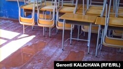 Учащиеся, выпускники и представители родительского комитета выразили несогласие с решением властей