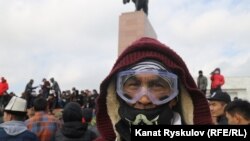 A biskeki tüntetések második napján, 2020. október 6-án.