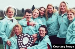 სტუდენტობისას გადაღებული ფოტო - რკალით მონიშნულია ბლეიზ მეტრეველი