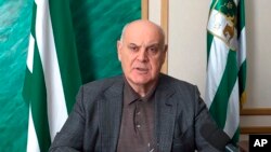 Аслан Бжания.