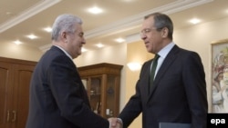 Președintele Vladimir Voronin și ministrul de externe rus Sergei Lavrov la Chișinău