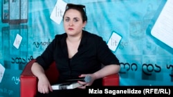 ნინო ხარატიშვილი