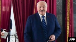 ალიაქსანდრ ლუკაშენკა: 83.47%