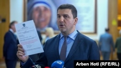 Kryetari i PDK-së, Memli Krasniqi.