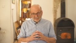 „Mi, magyarok”: Bárdi Nándor történész a vezérdemokrácia nemzetépítéséről – Élet a NER-ben 7. rész