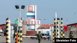 Влада Естонії дала власникам автомобілів із російськими номерами пів роки, аби вивезти автівки з країни