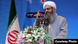 مولوی عبدالحمید، از روحانیون برجسته اهل سنت ایران