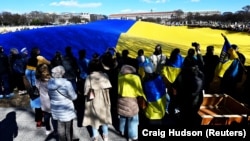 Акція на підтримку України поблизку Білого дому у Вашингтоні