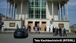 არჩევნების დღე ხონში