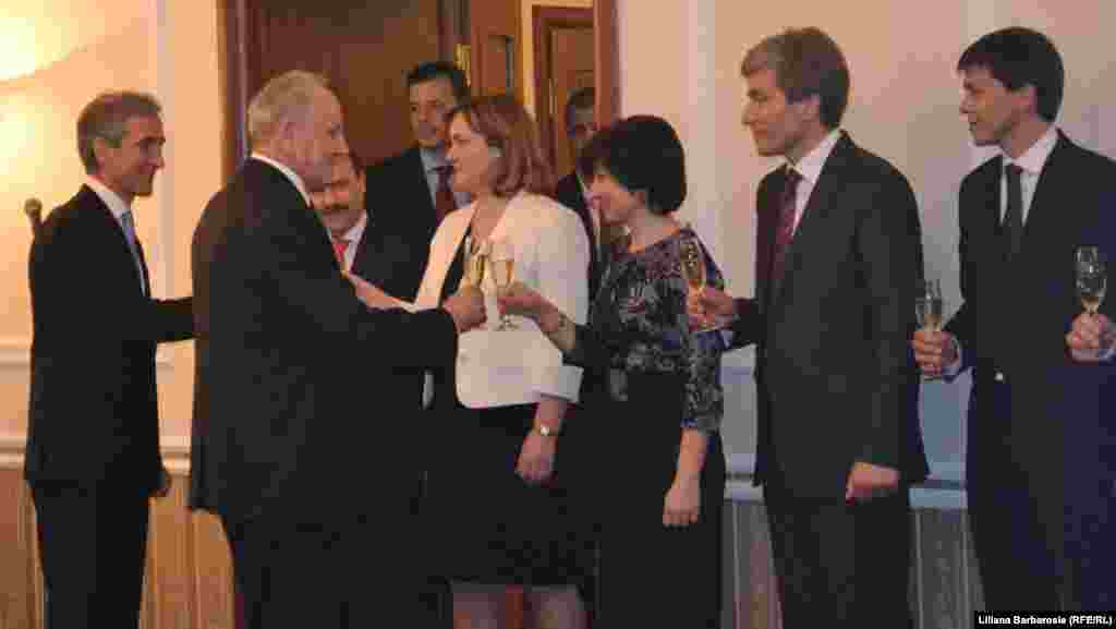 După învestirea Guvernului Leancă