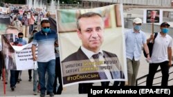 Агартуучу Орхан Инанды белгисиз жагдайда жоголгон соң Бишкекте митинг өткөн", 16-июнь, 2021-жыл.