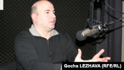 Судя по всему, уже бывший редактор грузинского издания «Форбс» Реваз Сакеваришвили надеялся избежать этого