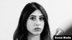 Cecilia Sala arról számol be podcastjaiban, hogyan élnek az emberek szerte a világon. Az olasz újságírót december 19-én vették őrizetbe Iránban