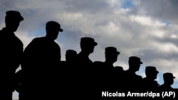 Американські військові під час церемонії в Іллесхаймі, Німеччина, 9 березня 2017 року