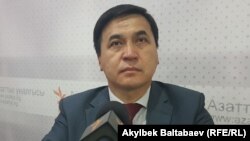 Каныбек Иманалиев.