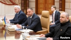 Представники української делегації у Джидді: міністр МЗС Андрій Сибіга, глава ОП Андрій Єрмак та міністр оборони Рустем Умєров