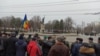 Din perspectiva agricultorilor protestatari, ceremonia de depunere a coroanei la statuia lui Ștefan cel Mare, Chișinău, 24 decembrie 2020.