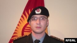 Руслан Исаков, Мурдагы коргоо министри генерал Исмаил Исаковдун уулу. 