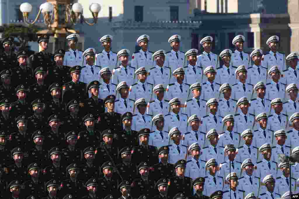 Хор Народно-визвольної армії Китаю на параді в Пекіні