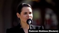 SLOVAKIA -- Belarusian opposition leader Svyatlana Tsikhanouskaya delivers a statement next to Slovak Prime Minister in Bratislava, October 8, 2020