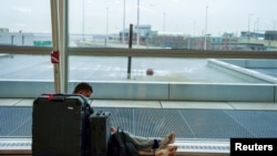 Значну кількість рейсів скасували чи відклали в США