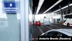 Detalj sa graničnog prelaza Bregana, između Hrvatske i Slovenije