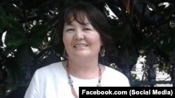 Догдуркуль Кендирбаева.