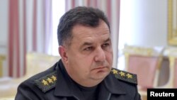 Степан Полторак