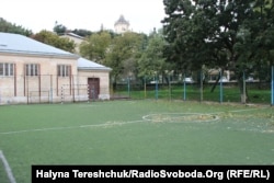 Футбольний майданчик школи №34, де трапився інцидент