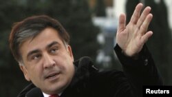 Вчера, сидя в вертолете с картой в руках, Михаил Саакашвили лишь размышлял о том, в каком именно месте через три месяца следует начать строительство нового города