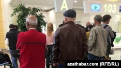 Зал ожидания в международном аэропорту Ашхабада (иллюстративное фото) 