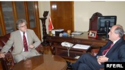 Njemački ambasador Peter Plate i Milan Roćen, ministar spoljnih poslova CG Foto: Savo Prelević