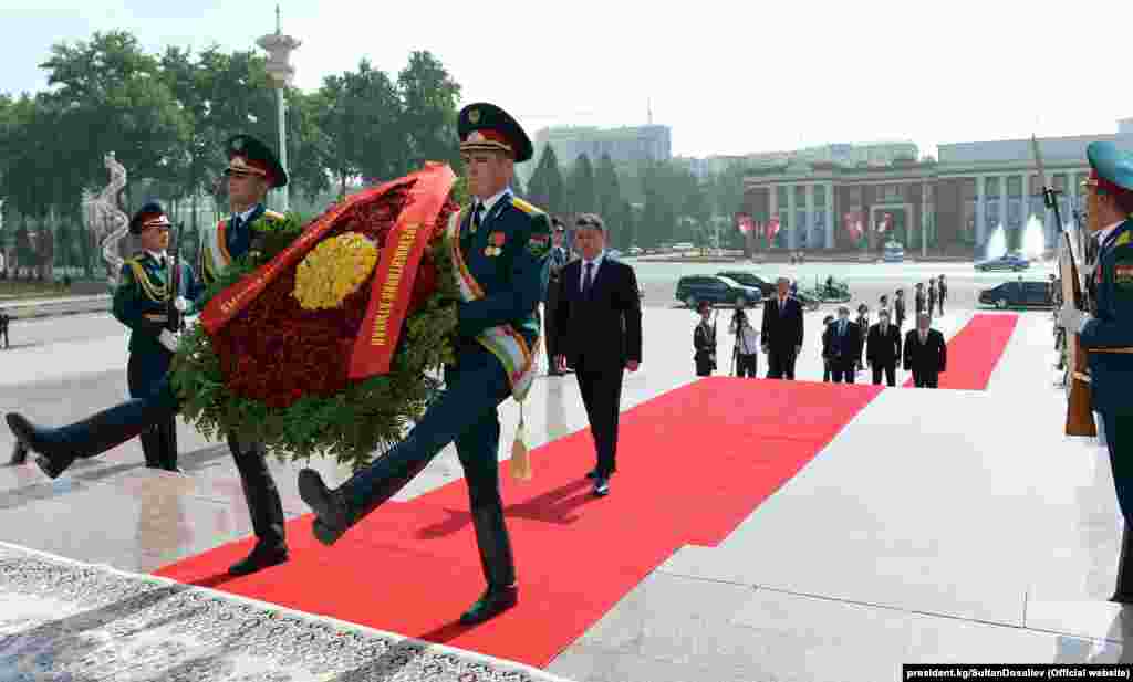 Дүйшөнбү шаарындагы &quot;Дусти&quot; аянты. &nbsp; 