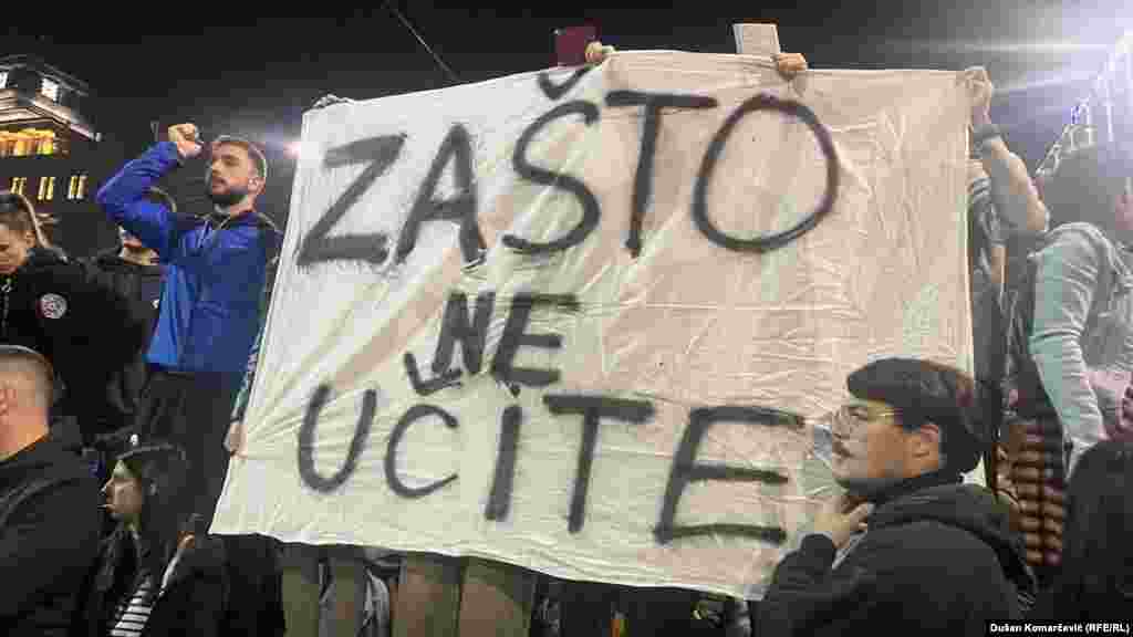 Poruka okupljenima u šatorskom naselju "Ćacilend" koje je nastalo navodno kao inicijativa "studenata koji žele da uče".