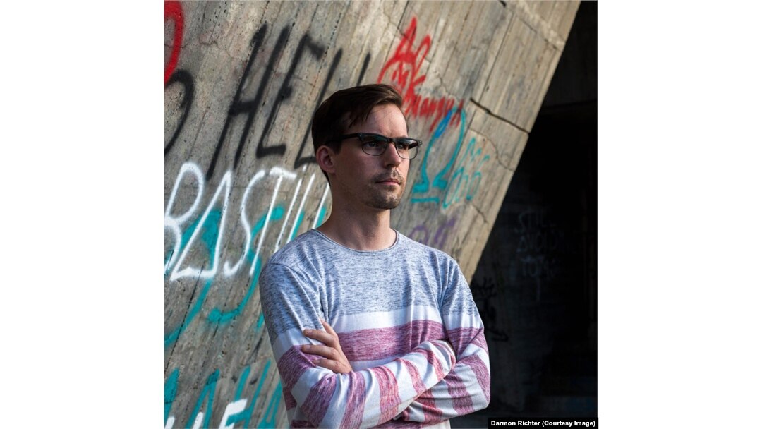 Darmon Richter, britanski pisac i fotograf koji je poznat po opsežnom istraživanju zone isključenja Černobila.